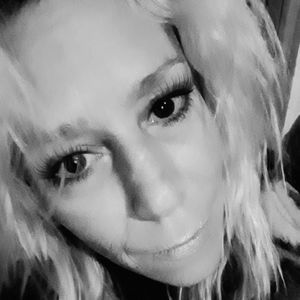 Meet your Posher, Pamela